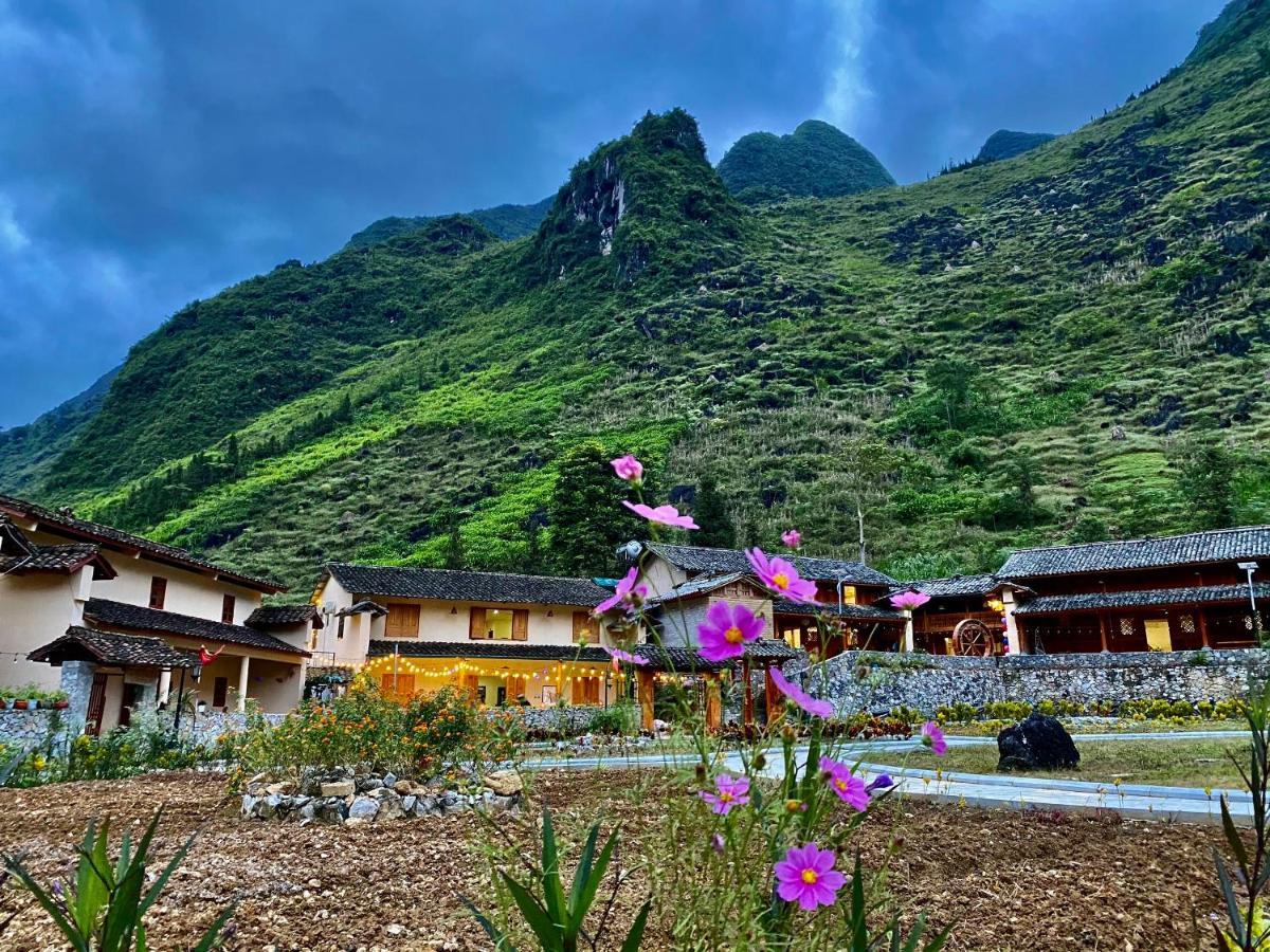O'Chau Meo Vac Homestay Ha Giang Exterior photo